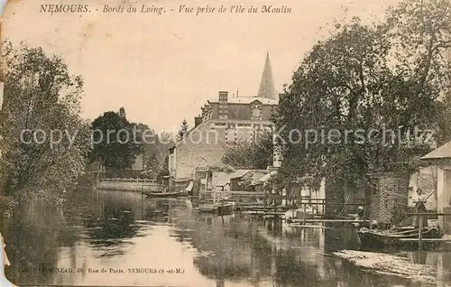 Nemours_Seine et Marne Bords du Loing Vue prise de l`Ile du Moulin Nemours Seine et Marne