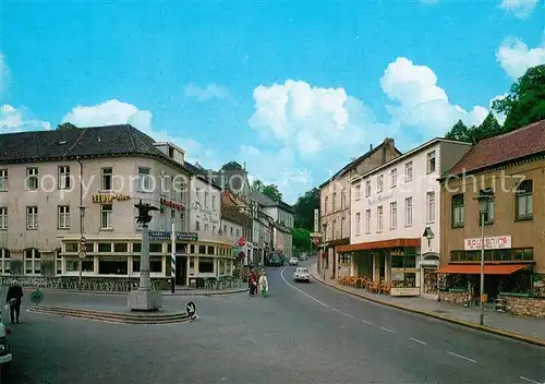 Valkenburg Grendelplein met monument Valkenburg