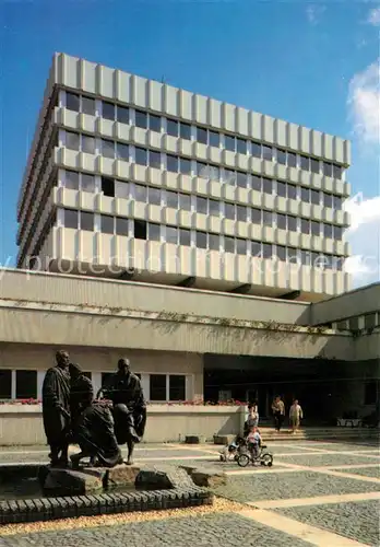 Szombathely Stadthaus Statue Buerger von Szombathely Szombathely