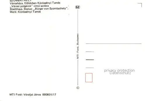 Szombathely Stadthaus Statue Buerger von Szombathely Szombathely