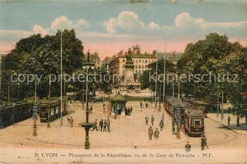 Lyon_France Monument de la Republique vu de la Gare de Perrache Lyon France