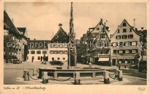 Ulm_Donau Marktplatz Brunnen Altstadt Ulm_Donau