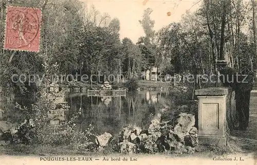 Pougues les Eaux Au bord du Lac Pougues les Eaux