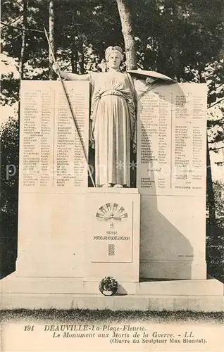 Deauville Le Monument aux Morts de la Guerre Deauville