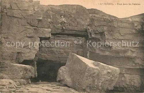 Cap_Frehel_Cotes_d_Armor_Bretagne Pont dans les Falaises Cap_Frehel