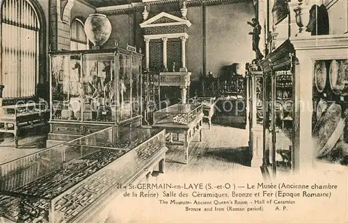 Saint German en Laye Le Musee ancienne chambre de la Reine Salle des Ceramiques Bronze et Fer Saint German en Laye