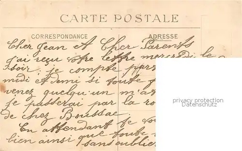 Mardore La Madone interieur de la grotte Mardore