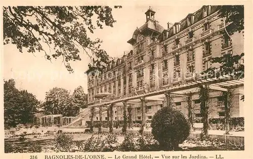 Bagnoles de l_Orne Grand Hotel vue sur les jardins Bagnoles de l_Orne