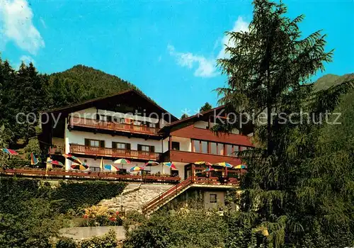 Dorf_Tirol Gasthof Tiroler Kreuz Dorf_Tirol