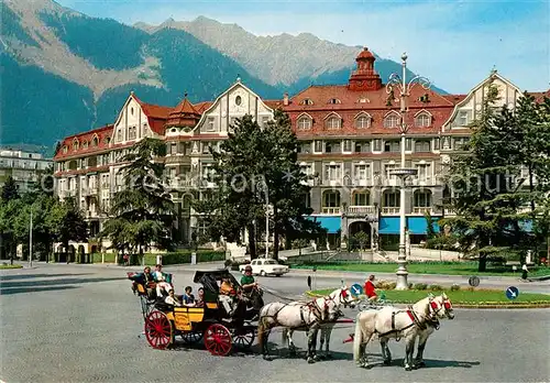 Meran_Merano Piazza Mazzini Grand Hotel Emma Pferdekutsche Vierspaenner Meran Merano