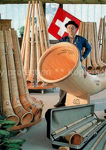 Kriens Groesstes spielbare Alphorn der Welt Alphornbau Stocker Flagge Kriens