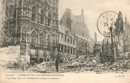 Louvain_Flandre Hotel de Ville et la Cathedrale bombardees Grande Guerre Truemmer 1. Weltkrieg Louvain_Flandre