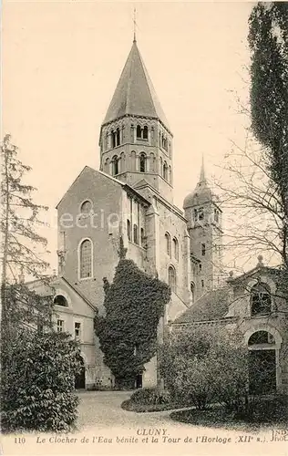 Cluny Clocher de l`Eau et la Tour de l`Horloge Cluny