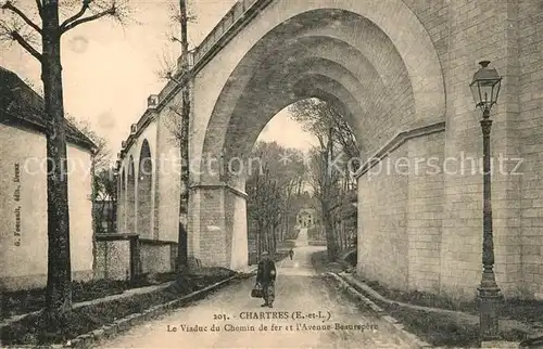 Chartres_Eure_et_Loir Viaduc du Chemin de fer Avenue Beaurepere Chartres_Eure_et_Loir
