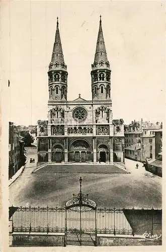 Macon_Saone et Loire Eglise Saint Pierre Macon Saone et Loire