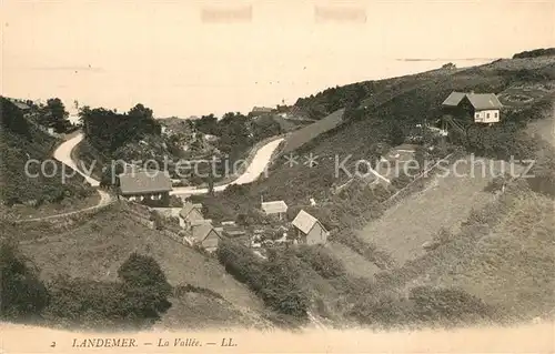 Landemer Panorama de la vallee Landemer
