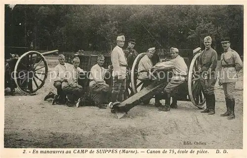 Camp_de_Suippes Canon de 75 en manoeuvres 
