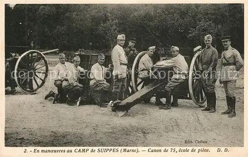 Camp_de_Suippes Canon de 75 en manoeuvres 