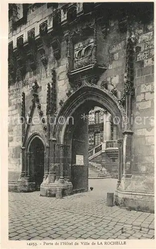 La_Rochelle_Charente Maritime Porte de lHotel de Ville  La_Rochelle