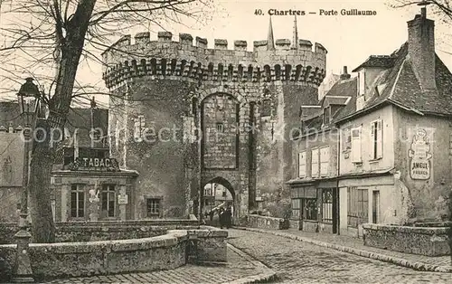 Chartres_Eure_et_Loir Porte Guillaume Chartres_Eure_et_Loir