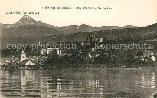 Evian les Bains_Haute_Savoie Vue generale prise du Lac Evian les Bains_Haute