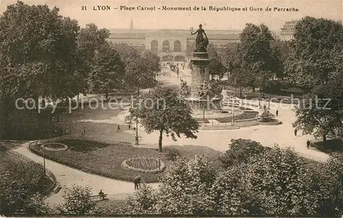 Lyon_France Place Carnot Monument de la Republique et Gare de Perrache Lyon France