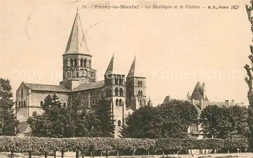 Paray le Monial Basilique et le Cloitre Paray le Monial