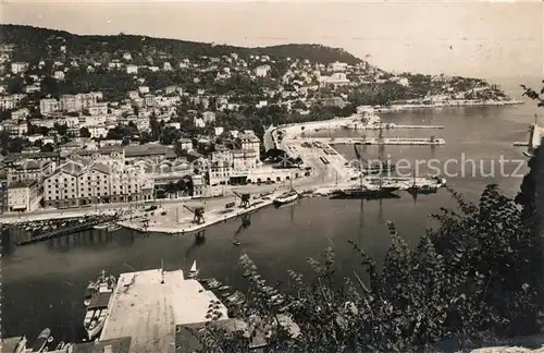 Nice_Alpes_Maritimes Entree du Port et le Mont Boron Nice_Alpes_Maritimes