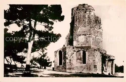 Nimes La Tour Magne Ruines Nimes