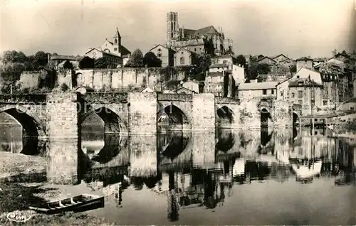Limoges_Haute_Vienne Pont Saint Etienne et la Cathedrale Limoges_Haute_Vienne