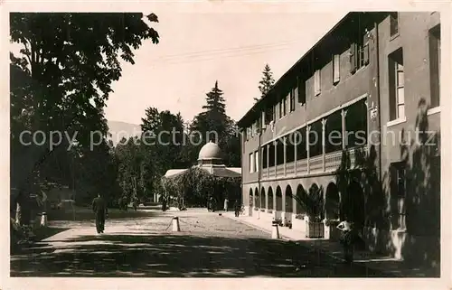 Barbazan La buvette et les Thermes Barbazan