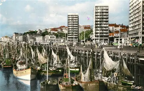 Boulogne sur Mer Le Quai Gambetta La Flotille Boulogne sur Mer