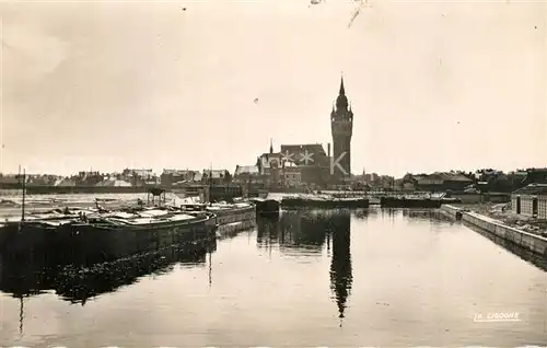Calais Hotel de Ville aux ecluses Calais