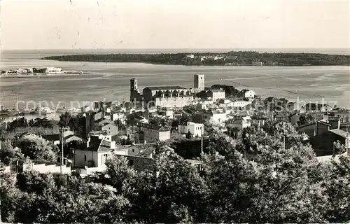 Cannes_Alpes Maritimes La vieille ville Les iles de Lerins Cannes Alpes Maritimes