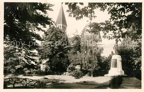 Tournus Jardin public Monument du Centenaire Tournus