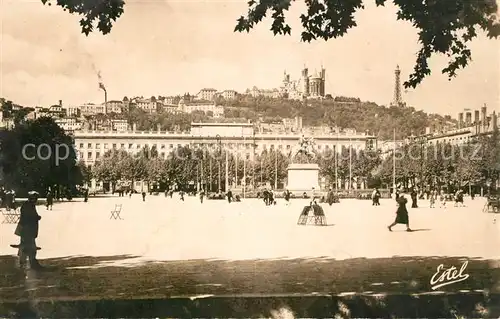 Lyon_France Place Bellecour et Colline de Fourviere Lyon France