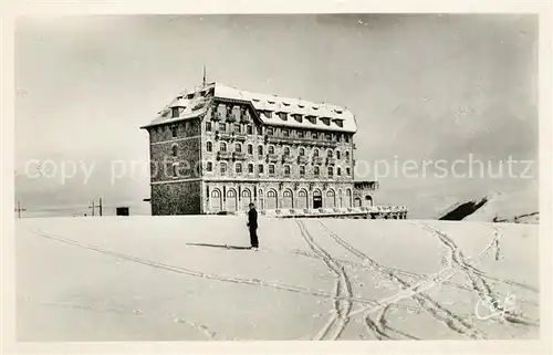Superbagneres Berghotel Hotel en hiver Superbagneres