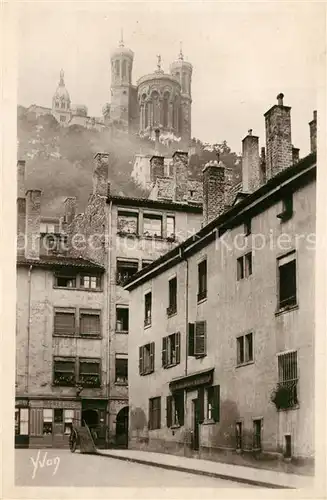 Lyon_France Vieilles maisons de la Collin de Fourviere Cathedrale Lyon France