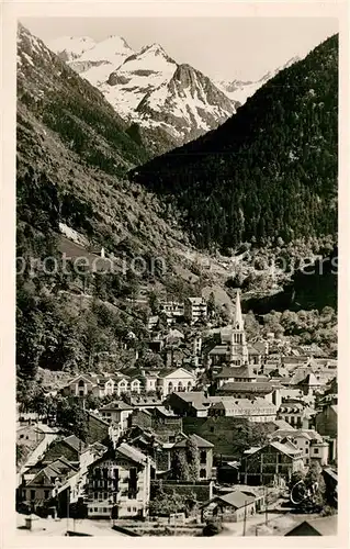 Cauterets et les Sommets neigeux Cauterets