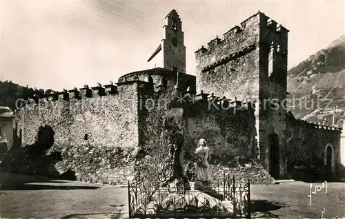 Luz Saint Sauveur_Hautes_Pyrenees Eglise des Templiers Madonna Luz Saint Sauveur_Hautes