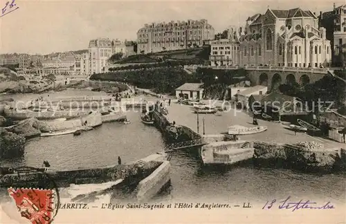Biarritz_Pyrenees_Atlantiques Eglise Saint Eugenie et l`Hotel d`Angleterre Biarritz_Pyrenees