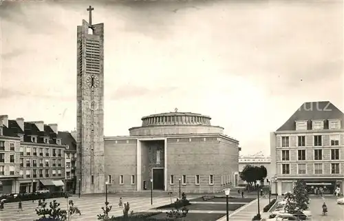 Lorient_Morbihan_Bretagne Eglise Notre Dame des Victoires et son parvis Lorient_Morbihan_Bretagne