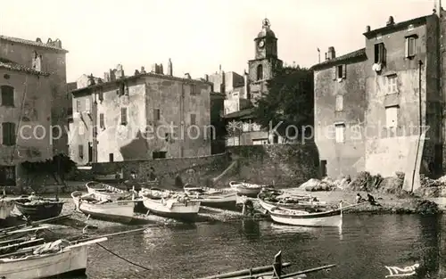 Saint_Tropez_Var Vieux port des pecheurs Saint_Tropez_Var