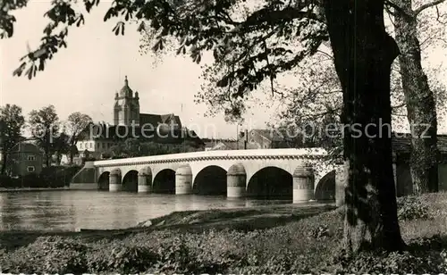 Dole_Jura Grand pont sur le Doubs Eglise Dole_Jura