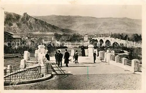 Valence_Drome Le Pont et Chateau de Crussol Valence_Drome