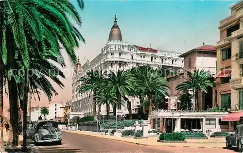 Cannes_Alpes Maritimes La Croisette Cannes Alpes Maritimes