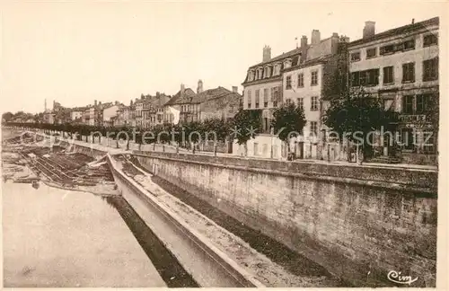 Tournous Devant Quai du Centre Tournous Devant