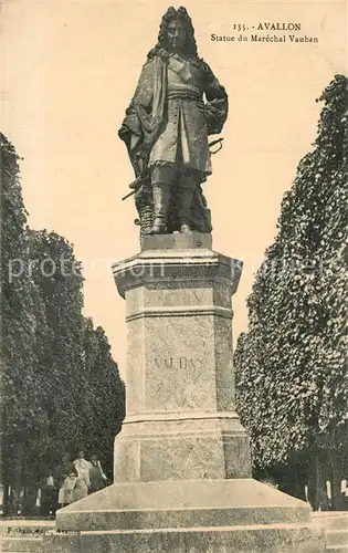 Avallon Statue du Marechal Vauban Avallon