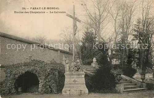 Paray le Monial Enclos des Chapelains Le Calvaire Paray le Monial