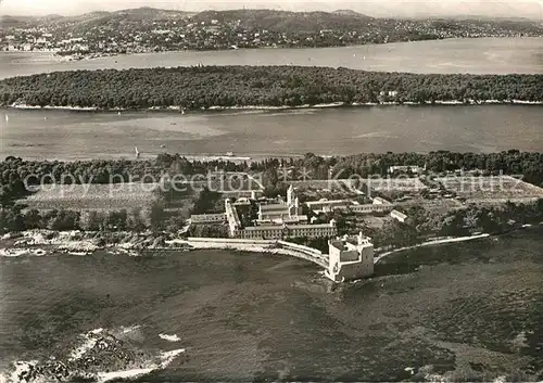 Ile_Saint Honorat_Alpes_Maritimes Abbaye Notre Dame de Lerins vue aerienne Ile_Saint Honorat